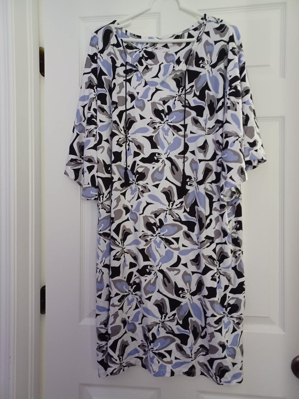 Midnight by Carole Hochman Gray, Black & White Floral Kaftan Dress